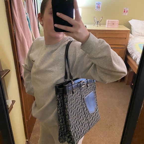 Dior Diorissimo Pocket Tote - Picture 5 of 7